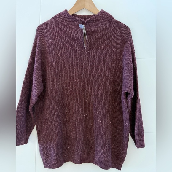 BNWT Denver Hayes 3/4 Sleeve Burgundy Sweater, size large. - Picture 2 of 9